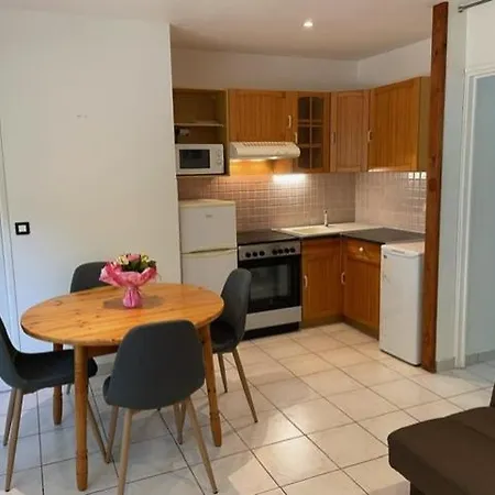 La Dame Du Bois * Gramat